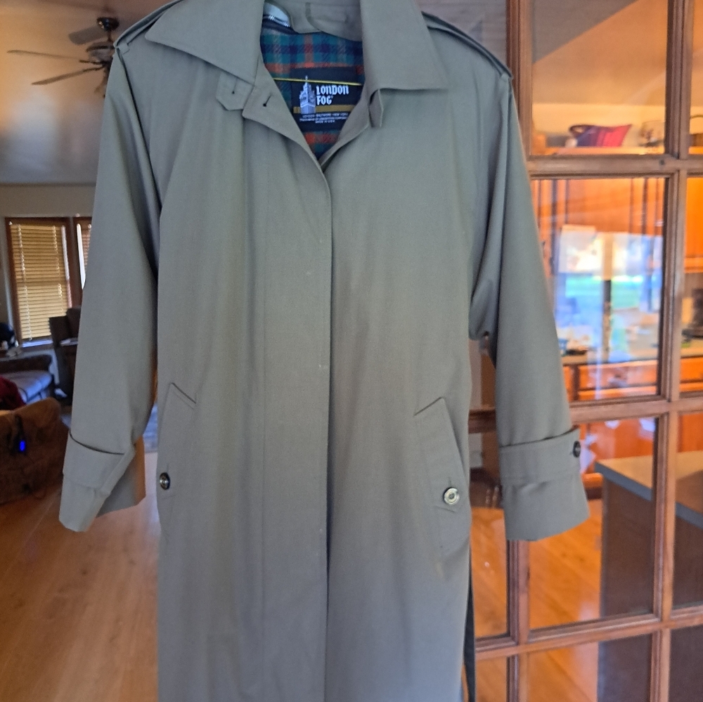 London Fog Tan Women's Olive Trench Coat